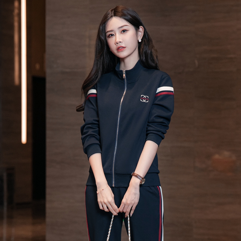 Modieus sportkledingset voor d - Women Fashion Over The Years recensie en prijs